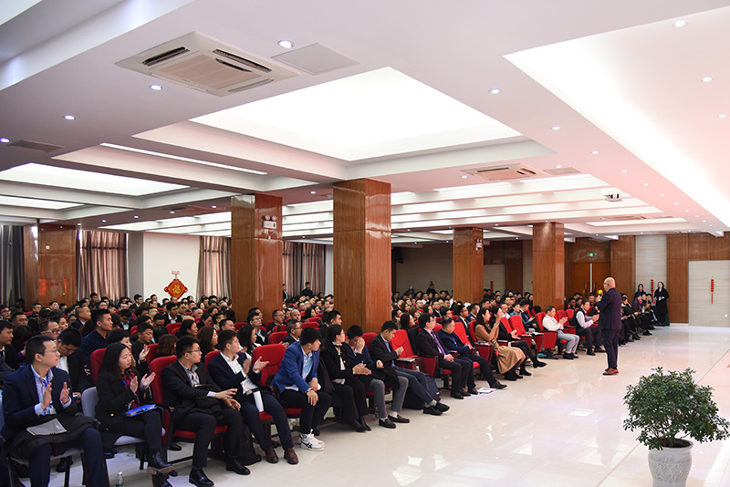 大会现场.jpg 大会现场.jpg